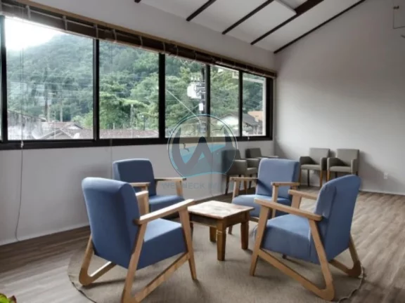 Imagem Flat à venda em Ubatuba-SP no bairro Lázaro, 1 quarto, 1 sala, 1 banheiro, 1 vaga, 25m². Venha conferir!