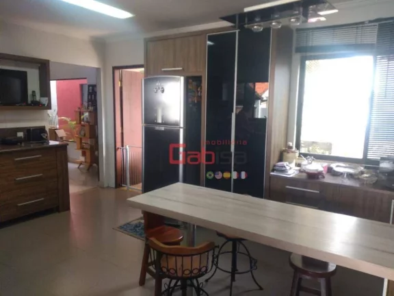 Imagem Casa com 3 dormitórios à venda, 240 m² por R$ 1.000.000,00 - Balneário São Pedro - São Pedro da Aldeia/RJ