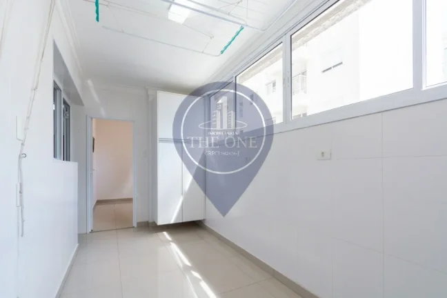 Imagem Apartamento de Luxo à Venda na Bela Vista: 3 quartos, 1 suíte, 2 salas, 1 vaga de garagem, 177m². Confira!