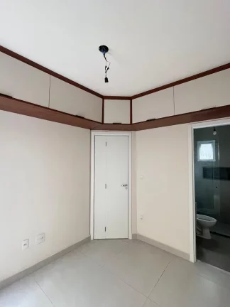 Imagem Apartamento à venda em Santo André-SP, bairro Campestre: 2 quartos, 1 banheiro, 1 vaga de garagem, 57m². Oportunidade única!