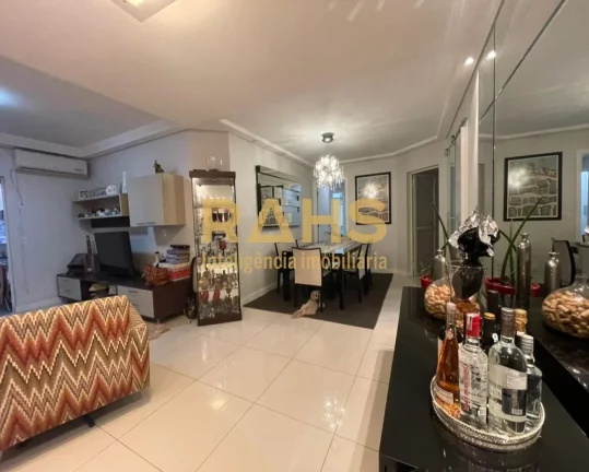 Imagem Apartamento com 160 m2, 4 dormitórios à venda no bairro Anita Garibaldi - Joinville/SC. Grande opo...