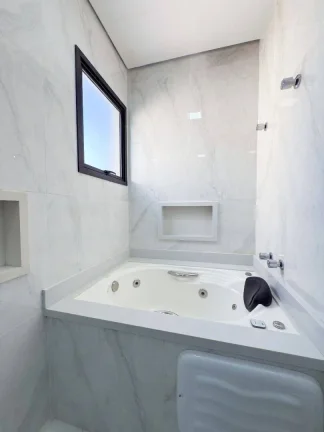 Imagem Casa com 3 quartos à venda, 250 m² por R$ 1.600.000 - Santana de Parnaíba/SP