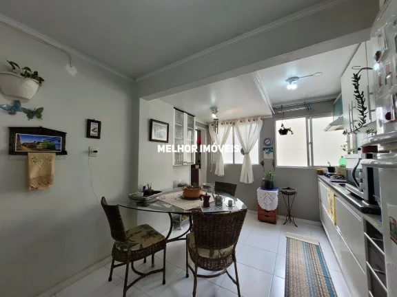 Imagem Apartamento á venda no Edifício Alfa Centauro localizado na Quadra Mar no centro de Balneário Camboriú.