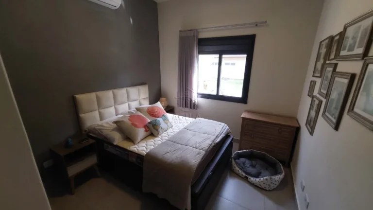Imagem Casa em Condominio no Bairro do Horto com segurança 24 horas