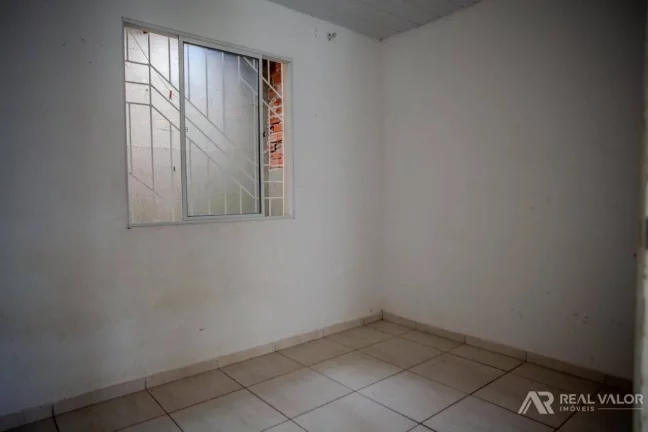 Imagem Casa para Locação de 02 Dormitórios no Bairro Estados em Fazenda Rio Grande Condomínio Jardim Paraiso