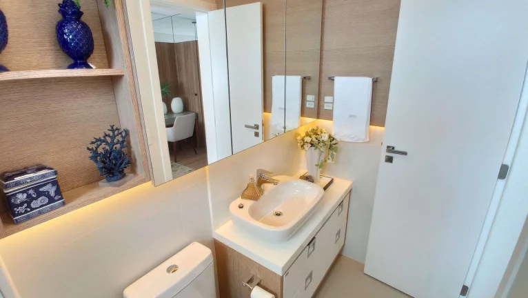 Imagem Apartamento com 3 Dormitórios à Venda, 123 m2 . Pronto para Morar - Agronômica - Florianópolis/SC