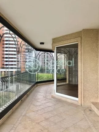 Imagem Belíssimo Apartamento no Panamby Alto Padrão no conforto, espaço e localização. São 342 m², c...