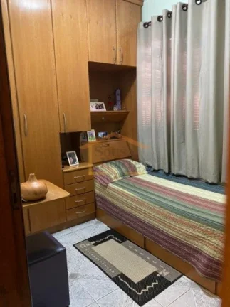 Imagem Casa térrea com 230m² de aréa util, dispõe de 3 dormitórios, sendo 1 suite com hidro, todos com...