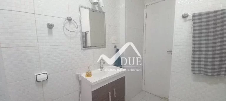 Imagem Apartamento com 2 dormitórios à venda, 81 m² por R$ 525.000,00 - Gonzaga - Santos/SP