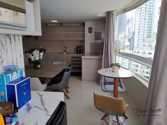 Imagem Apartamento 3 dormitórios para Venda em Balneário Camboriú / SC no bairro Centro