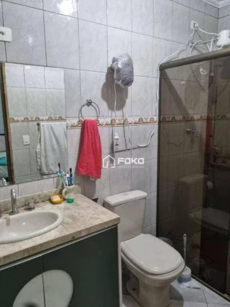Imagem Casa com 4 dormitórios à venda, 220 m² por R$ 750.000,00 - Jardim Paraventi - Guarulhos/SP