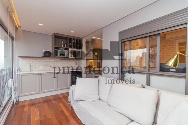 Imagem Apartamento em andar alto de 69m², moderno, finamente decorado com qualidade e de bom gosto. Com li...