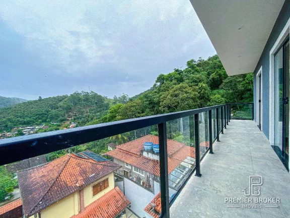 Imagem Casa à venda, 234 m² por R$ 800.000,00 - Albuquerque - Teresópolis/RJ