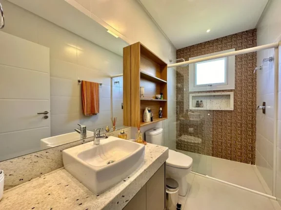 Imagem Casa 4 Dormitórios - Bairro Atlantida