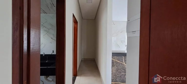 Imagem Casa à Venda no Bairro Afonso Queiroz – 2 Quartos, Quintal Amplo e Acabamento Premium – Patos de Minas por R$ 420 Mil