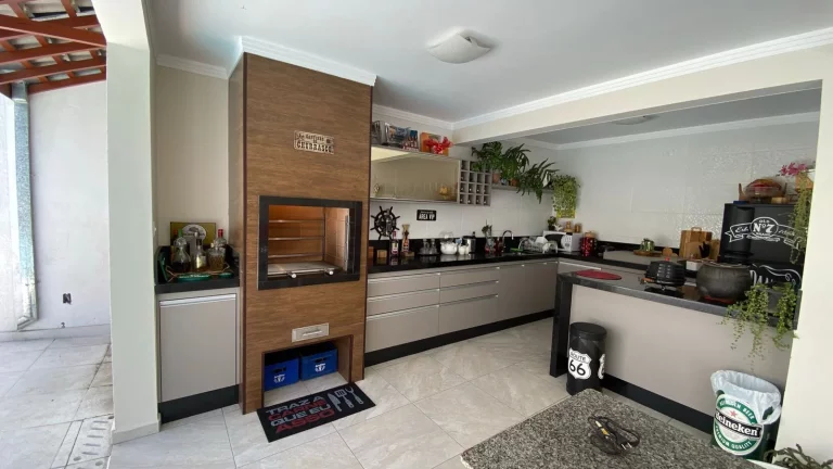 Imagem Casa com 4 dormitórios à venda, 206 m² por R$ 1.010.000,00 - Jardim Colorado - São José dos Campos/SP