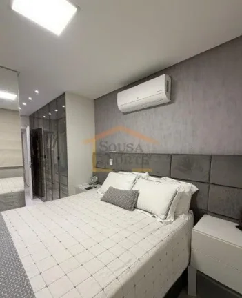 Imagem Apartamento com 120 m² de área útil, 3 dormitórios, sendo 3 suites com armários, sala para dois...
