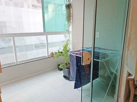 Imagem Apartamento de 3 quartos sendo 1 suíte e 2 vagas de garagem no Bairro Morretes em Itapema
