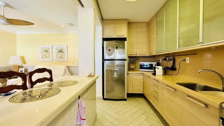 Imagem Apartamento com 3 dormitórios à venda, 110 m por R$ 3.250.000,00 - Riviera