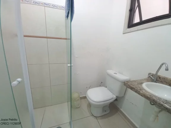 Imagem Casa com 6 dormitórios e a 600m da praia. A venda em Peruíbe