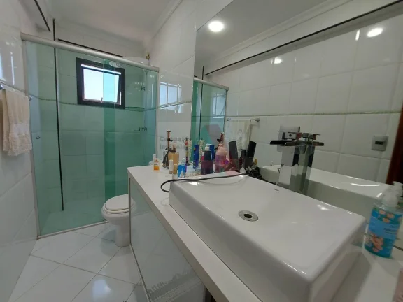 Imagem Apartamento com 3 dormitórios, 1 suíte com 2 vagas