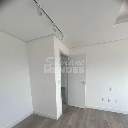 Imagem Apartamento de 91 m² novíssimo com acabamentos premim no bairro Campolim