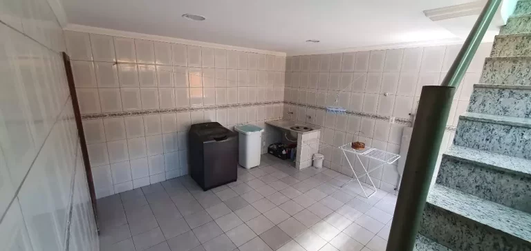 Imagem Casa duplex à venda, 3 quartos, 1 suíte, 3 vagas, Belo Vale - Santa Luzia/MG