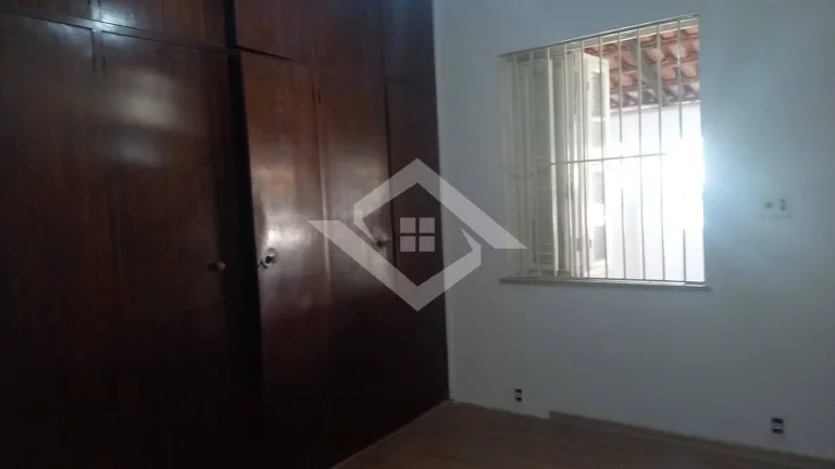Imagem Casa à Venda com 3 Quartos, sendo 1 Suíte em Campo Grande, RJ