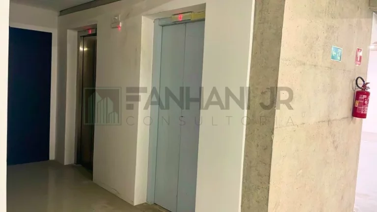 Imagem Excelente Casa Comercial com 15 Salas, 15 Banheiros, 60 Vagas de Garagem em Pinheiros, São Paulo-SP!