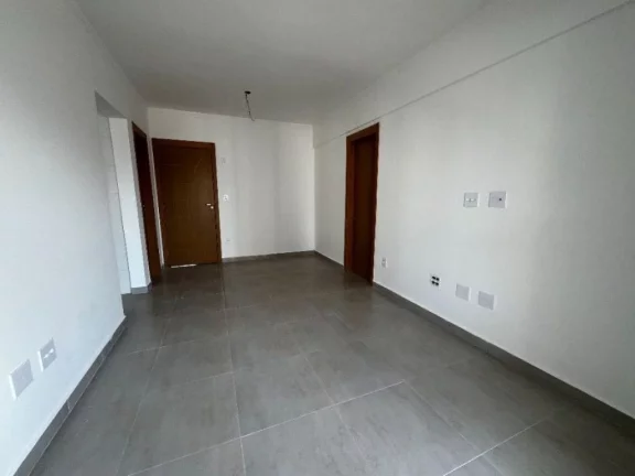 Imagem Apartamento à Venda em Guilhermina, Praia Grande - SP