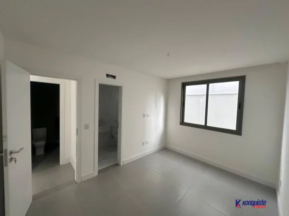 Imagem CASA DE ALTO PADRÃO COM PISCINA E SUÍTES LUXUOSAS: CONFORTO E SOFISTICAÇÃO