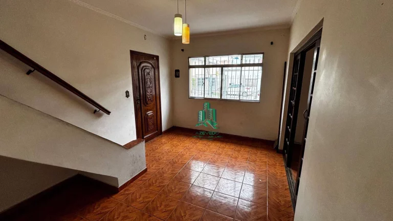 Imagem Sobrado com 3 dormitórios à venda, 250 m² por R$ 600.000,00 - Jardim Ipanema - Guarulhos/SP