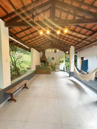 Imagem Chácara Exclusiva em Atibaia: 5.000 m² de Natureza, Piscina e Área Gourmet