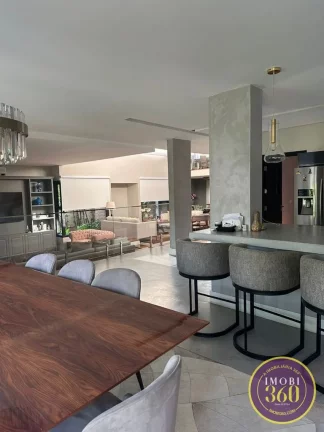 Imagem Maravilhosa casa de alto padrão