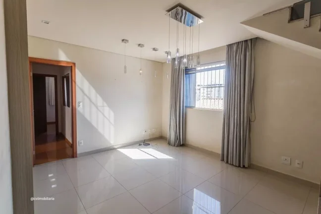 Apartamento amplo e bem distribuído, localizado no bairro Ana Lúcia, ideal para quem busca confort...