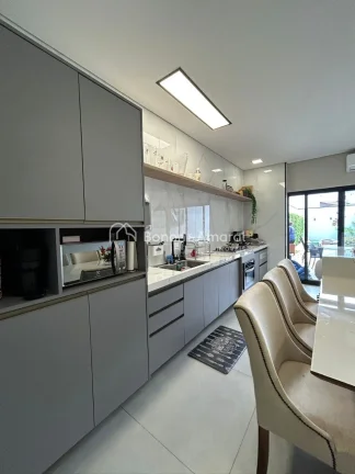 Imagem Casa nova no Condomínio Aurora em Paulínia em terreno de trezentos metros com três quartos sendo ...