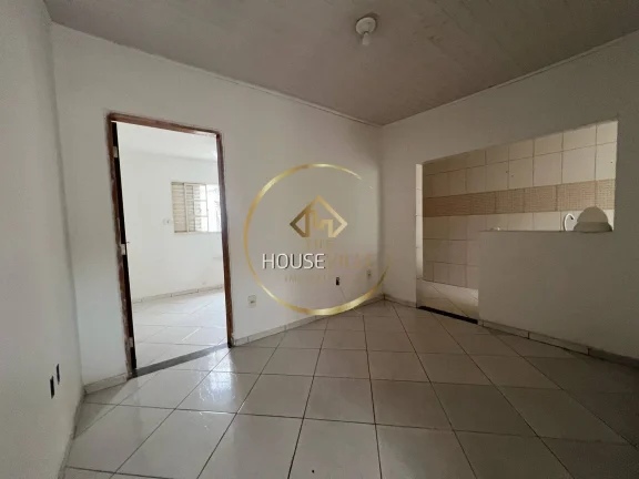 Imagem Casa com edícula, 5 Dormitórios, 250 m2, Jardim Satélite.