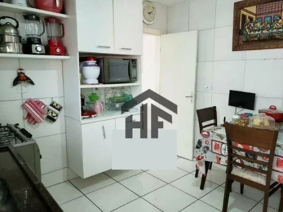 Imagem Apartamento de 158m² à venda, com 03 quartos (01 suíte), localizado na Torre, Recife - Pernambuco.