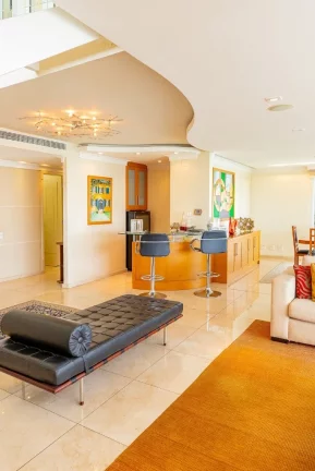 Imagem Luxuosa Cobertura Duplex à Venda em São Paulo - Pacaembu: 3 Quartos, 3 Suítes, 3 Salas, 6 Banheiros, 6 Vagas de Garagem, 1.175m² de Área - Um Espetáculo de Residência!