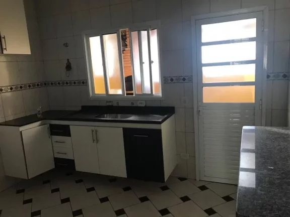Imagem Sobrado com 2 dormitórios à venda, 89 m² por R$ 380.000,00 - Vila Perracini - Poá/SP