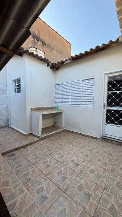 Imagem RESIDÊNCIA COM EDICULA DISPONIVEL Á VENDA NO BAIRRO JARDIM PORTINARI EM FRANCA/SP