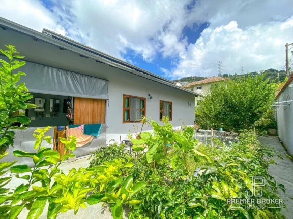 Imagem Casa à venda, 118 m² por R$ 890.000,00 - Albuquerque - Teresópolis/RJ