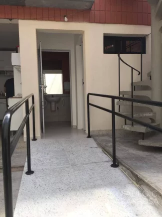Imagem Sobrado Comercial com renda compatível - 271,5m²