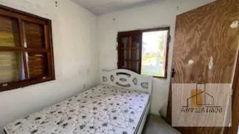 Imagem Casa Ampla com Potencial de Valorização em Jaguaruna