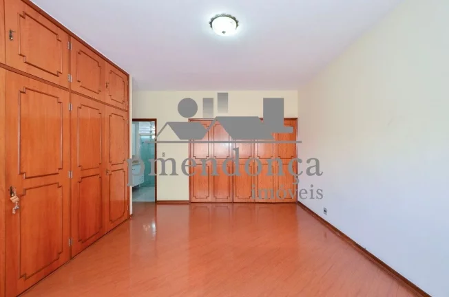Imagem Apartamento em Higienopolis com 3 quartos (1 sui­te) e 1 vaga, 209m²