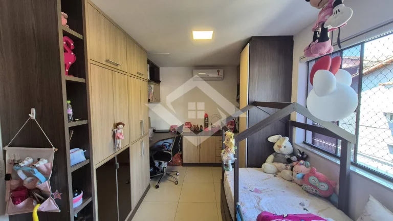 Imagem Linda casa rodeada pela natureza!!!