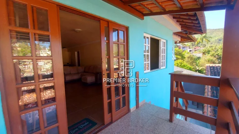 Imagem Casa à venda, 166 m² por R$ 650.000,00 - Tijuca - Teresópolis/RJ