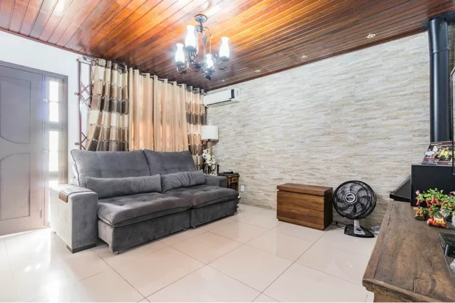 Imagem RBFL 243 Casa 612511067-1 - Casa à venda no bairro Rubem Berta - Porto Alegre/RS