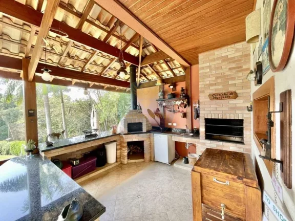 Imagem Casa em Condomínio a Venda no bairro Granja Viana - Carapicuíba, SP