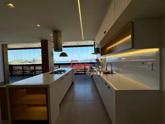 Imagem Apartamento com 3 dormitórios à venda, 250 m² por R$ 3.900.000,00 - Centro - Cabo Frio/RJ